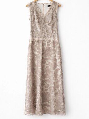 Teddy Shoji's "Evening Gown" Collection - Embroidery Decorations